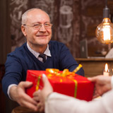 Tipy na darčeky pre dedka